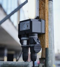 LED-світильник будівельний зі штекером та розеткою 16А 3пол.(1H) IP54, на монт.пластині