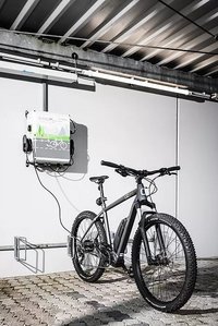Зарядная станция BCS Smart для электровелосипедов самокатов и др.