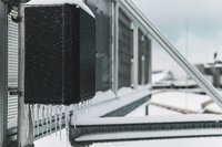 Шафа GEOS-S 3040-22-to/sw - прозорі дверцята, полікарбонат, чорний