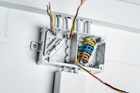 <ul><li>152х87х52 мм;</li><li>IP 66, IK07</li><li>входи: 10хМ20 мембранних з боків, 2хМ20 на днищі ; </li><li>порожня, без клем, U i =1000 В</li><li>сірий</li></ul>